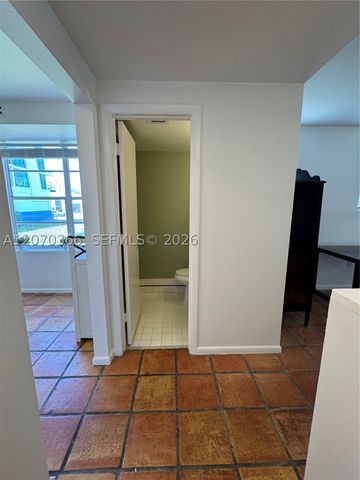 1460 Ocean Dr 208, Miami Beach, FL 33139