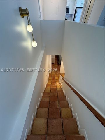 1460 Ocean Dr 208, Miami Beach, FL 33139