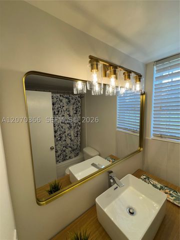 1460 Ocean Dr 208, Miami Beach, FL 33139