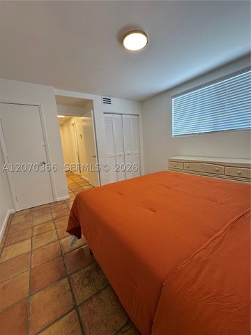 1460 Ocean Dr 208, Miami Beach, FL 33139