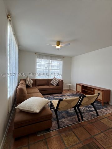 1460 Ocean Dr 208, Miami Beach, FL 33139