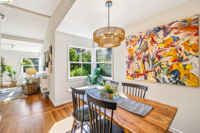 4624 Steele St, Oakland, CA 94619