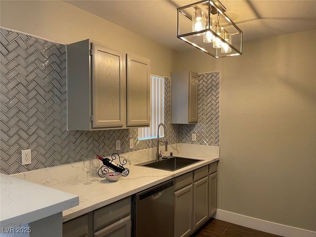 6650 West Warm Springs Road 2158, Las Vegas, NV 89118