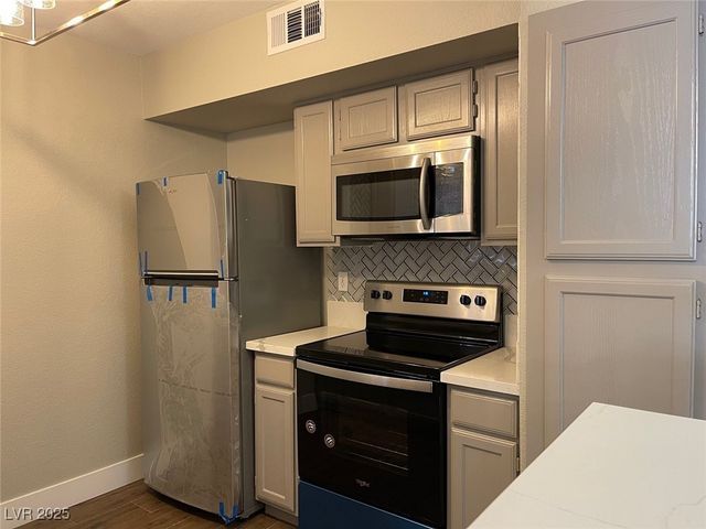 6650 West Warm Springs Road 2158, Las Vegas, NV 89118