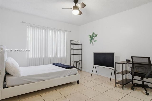 3071 NW 47th Terrace 227, Lauderdale Lakes, FL 33313