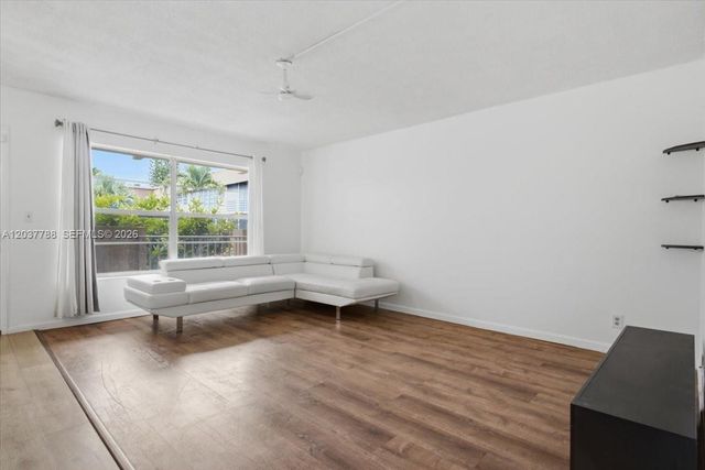 3071 NW 47th Terrace 227, Lauderdale Lakes, FL 33313
