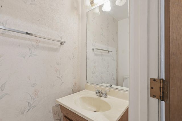 12209 S Phoenix Avenue NE, Albuquerque, NM 87112