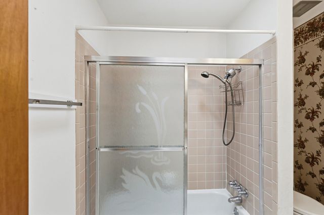 12209 S Phoenix Avenue NE, Albuquerque, NM 87112