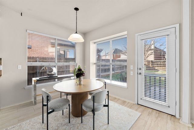 211 Nutmeg Lane, Euless, TX 76039