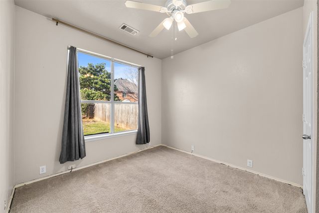 211 Nutmeg Lane, Euless, TX 76039