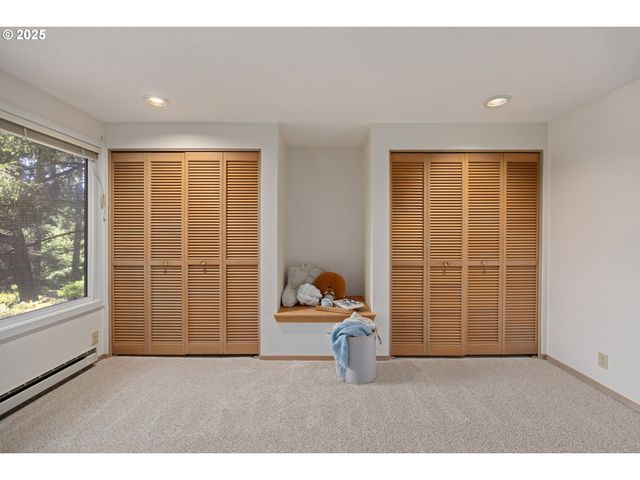 5801 Ne VOYAGE Ave 21, Lincoln City, OR 97367