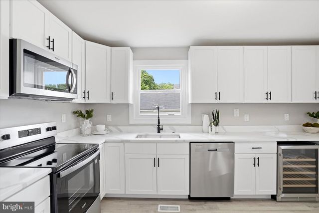415 ORCHARD AVE, Baltimore, MD 21225