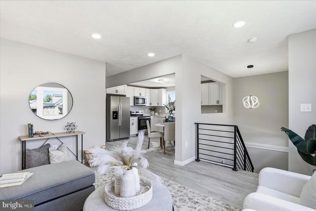 415 ORCHARD AVE, Baltimore, MD 21225