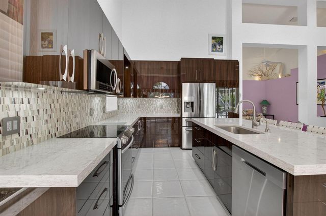 8223 Horseshoe Bay Road, Boynton Beach, FL 33472