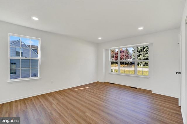 120 CHARLES AVE, Stewartstown, PA 17363