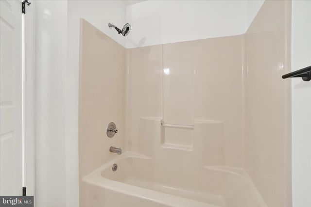 120 CHARLES AVE, Stewartstown, PA 17363
