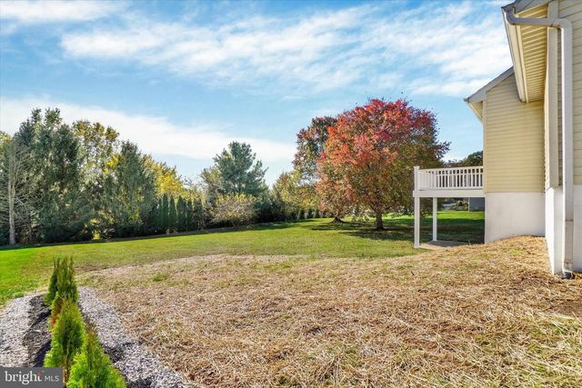 120 CHARLES AVE, Stewartstown, PA 17363