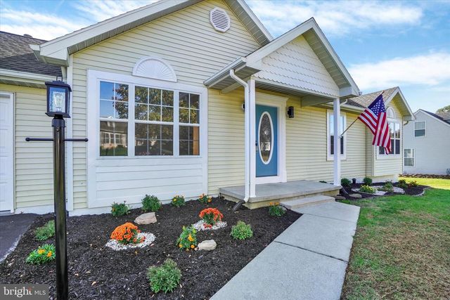 120 CHARLES AVE, Stewartstown, PA 17363