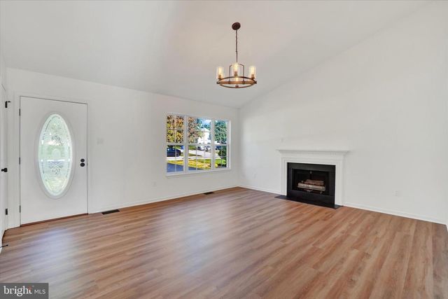 120 CHARLES AVE, Stewartstown, PA 17363