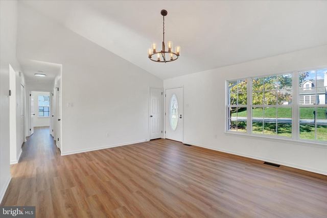 120 CHARLES AVE, Stewartstown, PA 17363