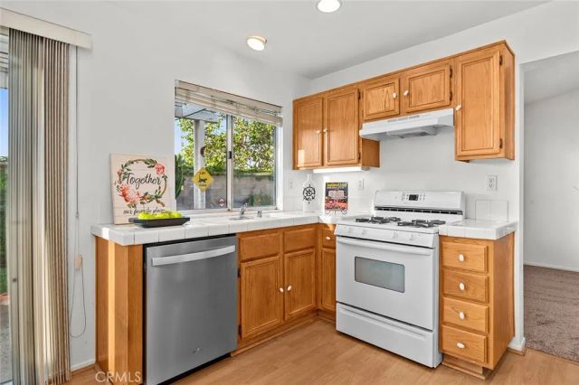 723 Pointe Vista, Corona, CA 92881
