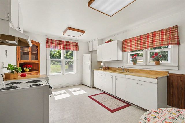 1248 Lincoln Road, Allegan, MI 49010