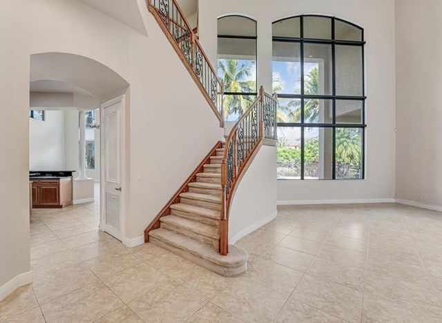 10513 Versailles Boulevard, Wellington, FL 33449