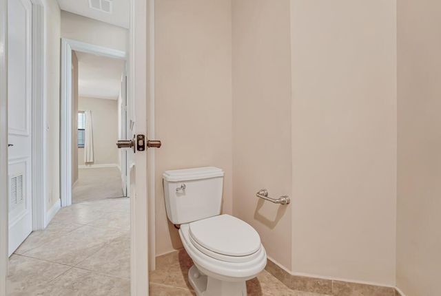 10513 Versailles Boulevard, Wellington, FL 33449