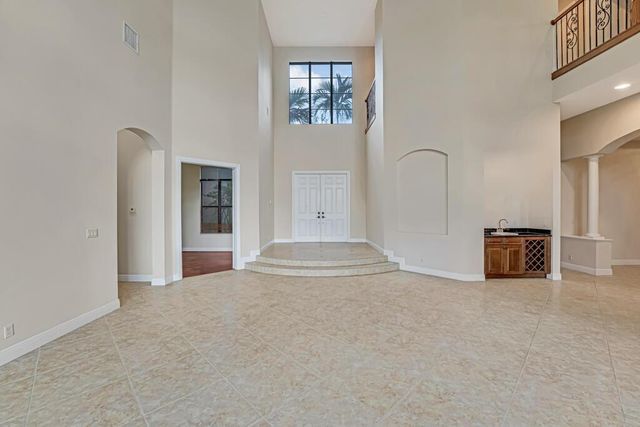 10513 Versailles Boulevard, Wellington, FL 33449