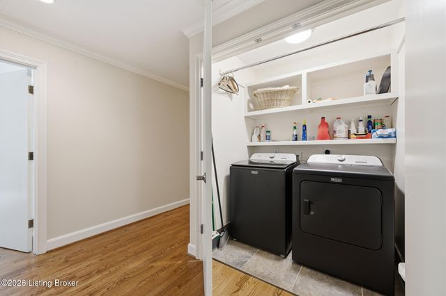 162 Arrowhead Rd, Louisville, KY 40207