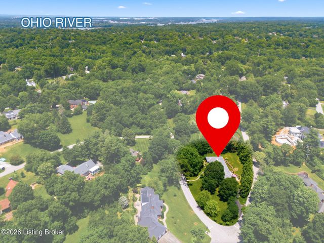 162 Arrowhead Rd, Louisville, KY 40207