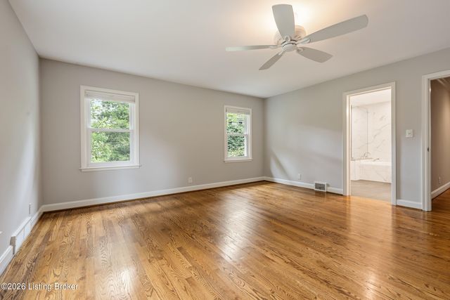162 Arrowhead Rd, Louisville, KY 40207