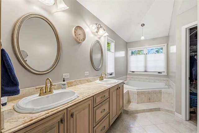 27514 Rolling Pines Court, Lawton, MI 49065