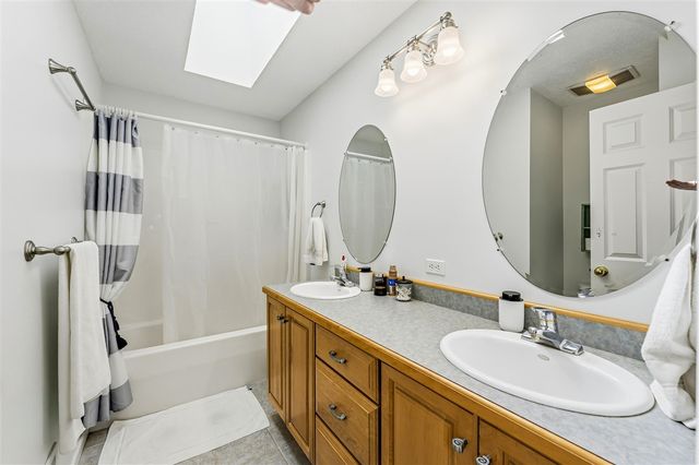 27514 Rolling Pines Court, Lawton, MI 49065