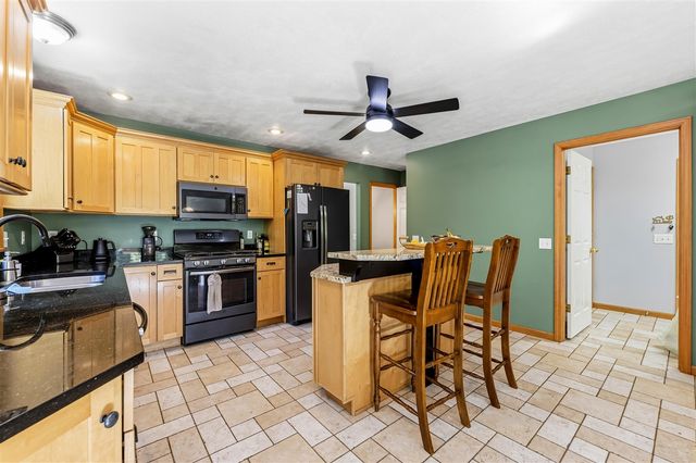 27514 Rolling Pines Court, Lawton, MI 49065
