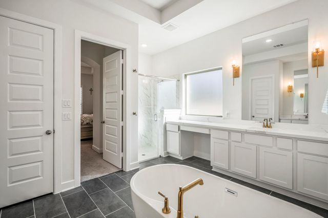 208 Twinflower Trail Court, Conroe, TX 77318