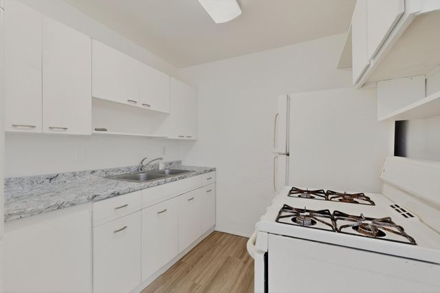 1212 Morris Street NE, Albuquerque, NM 87112