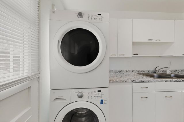 1212 Morris Street NE, Albuquerque, NM 87112