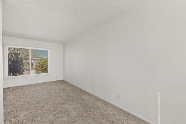 1212 Morris Street NE, Albuquerque, NM 87112