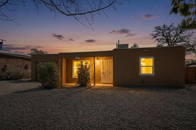1212 Morris Street NE, Albuquerque, NM 87112