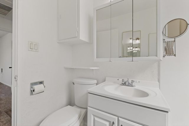 1212 Morris Street NE, Albuquerque, NM 87112