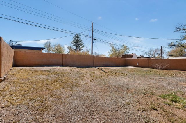 1212 Morris Street NE, Albuquerque, NM 87112