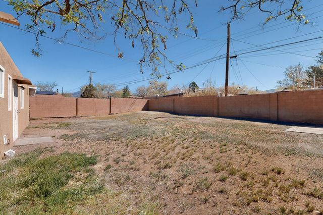 1212 Morris Street NE, Albuquerque, NM 87112