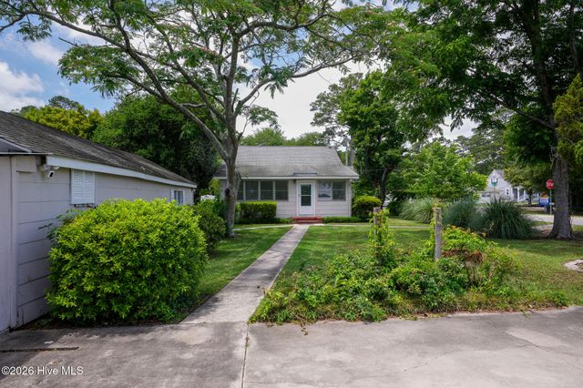 1601 S 41st Street, Wilmington, NC 28403