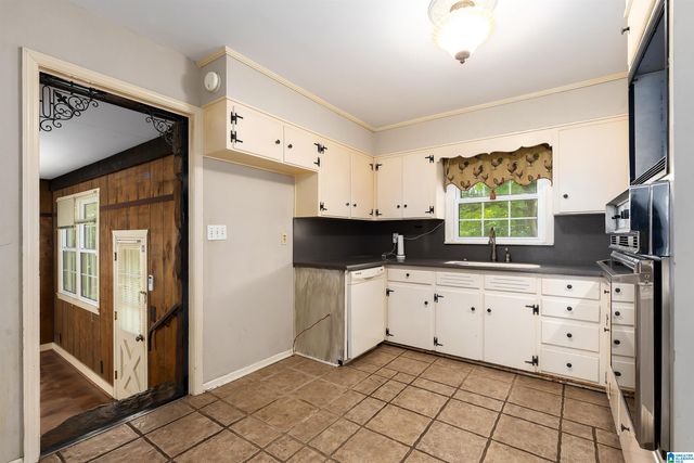 2414 OLD BRIAR TRAIL, Hoover, AL 35244