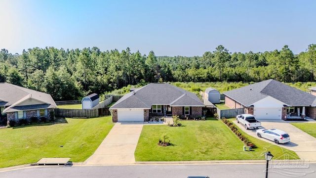 5653 Burr St, Milton, FL 32570