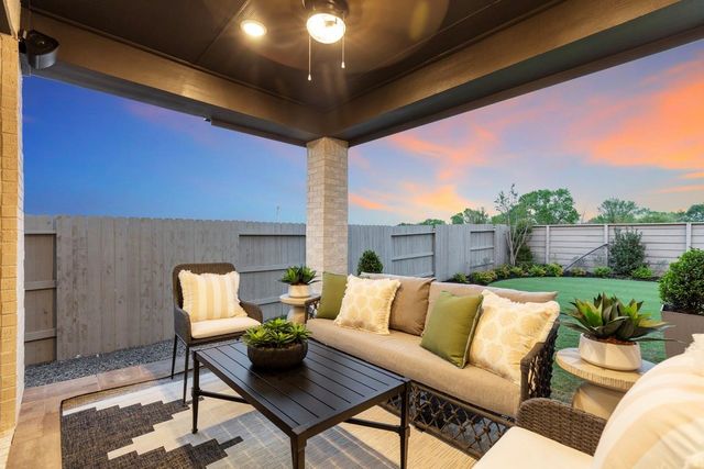 5507 Mango Bluffs Street, Manvel, TX 77578