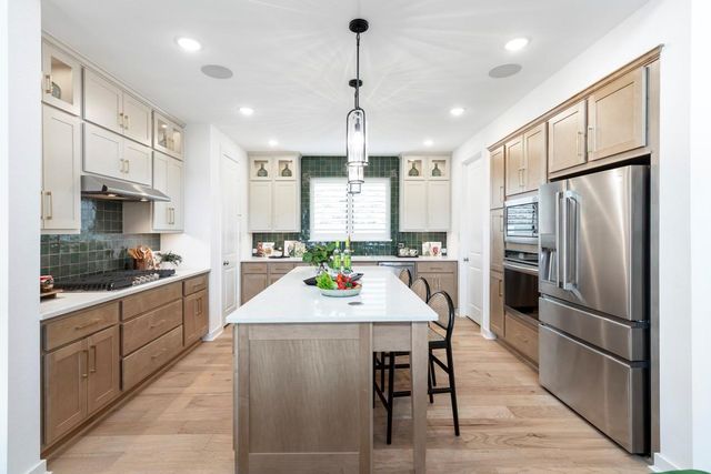 5507 Mango Bluffs Street, Manvel, TX 77578