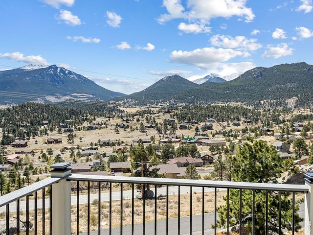 225 Curry Dr, Estes Park, CO 80517