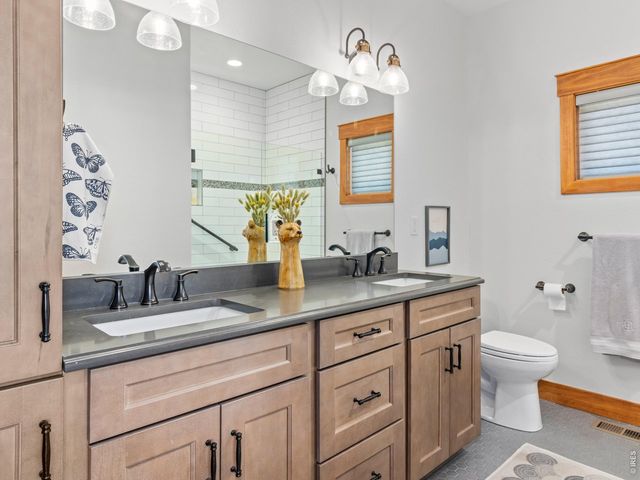 225 Curry Dr, Estes Park, CO 80517